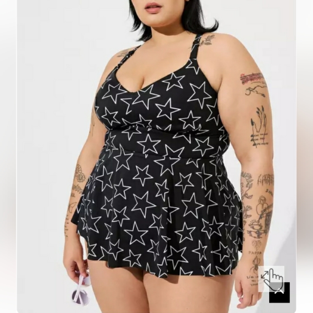 Plus Size 6x Torrid Swimsuit Tankini Top Swim Black Stars